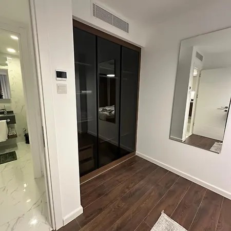 Grand Sapphire Casino & 24 Iskele Apartmán *