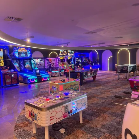 アパート Grand Sapphire Casino & 24 Iskele *