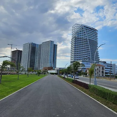 アパート Grand Sapphire Casino & 24 Iskele