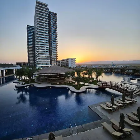 Grand Sapphire Casino & 24 Iskele *